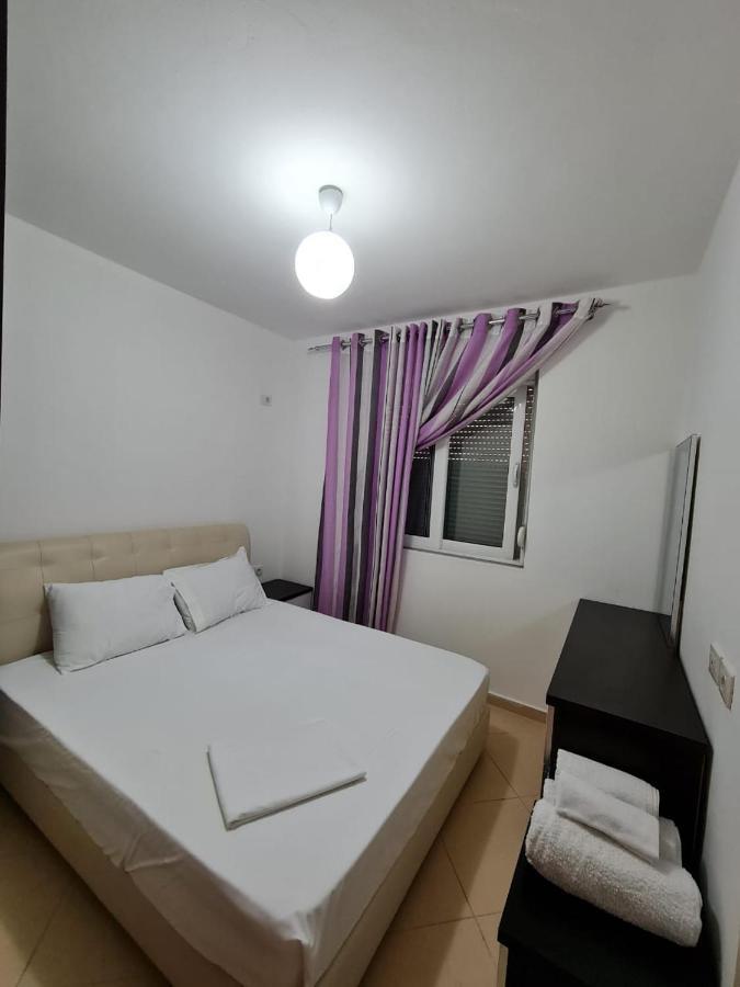 Meltin Apartments Sarandë Exteriör bild