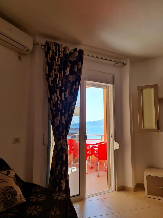 Meltin Apartments Sarandë Exteriör bild